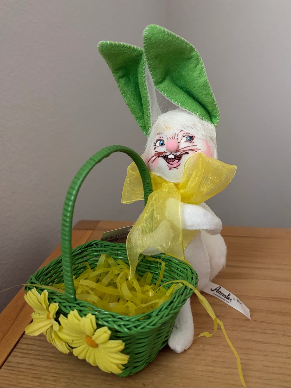NWT 2007 Annalee 6” Bunny with Green Basket Doll Spring